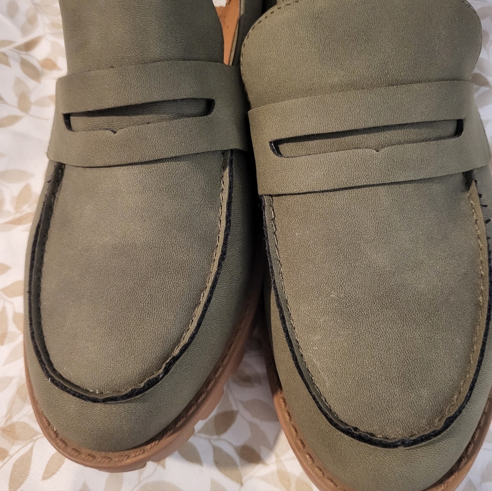 Women Suede Loafers..Olive Green..NWOT